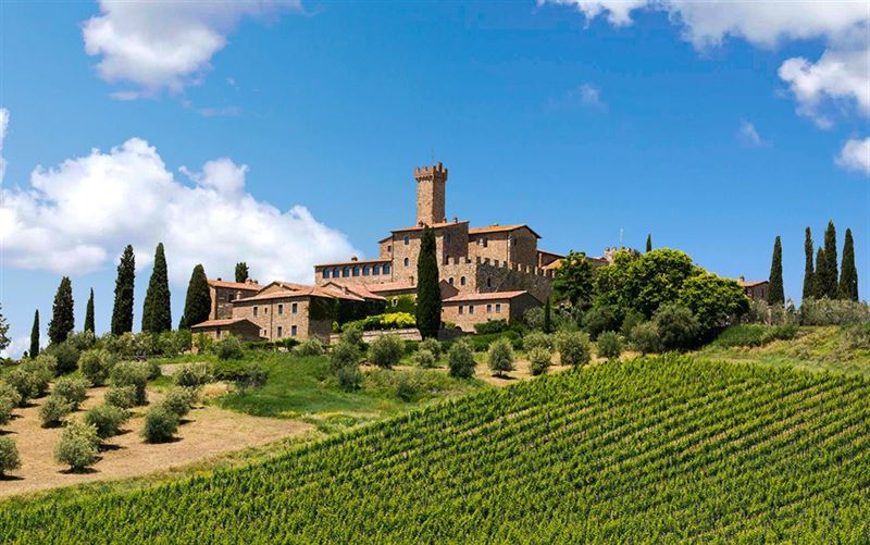 Wine Tasting At Tuscan Castles
